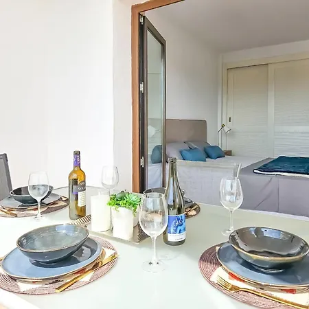 Single Homes Complex Golf 3 Communal Pools *